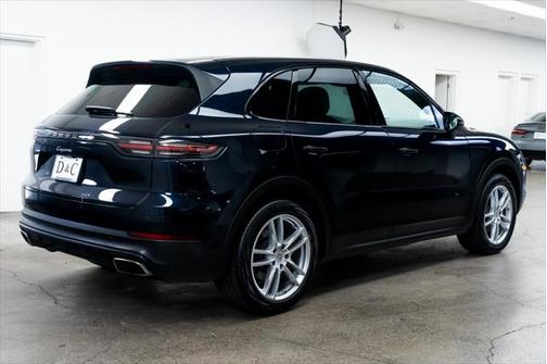 2020 Porsche Cayenne Base