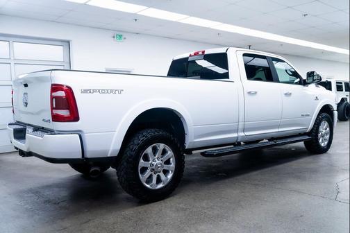 2019 RAM 2500 Laramie Crew Cab 4x4 8' Box