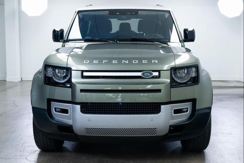 2022 Land Rover Defender 90 Standard