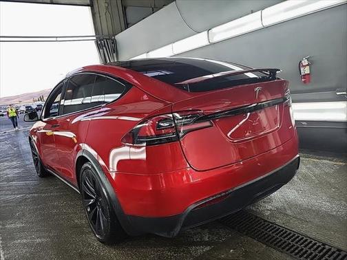 2022 Tesla Model X Plaid Tri Motor All-Wheel Drive
