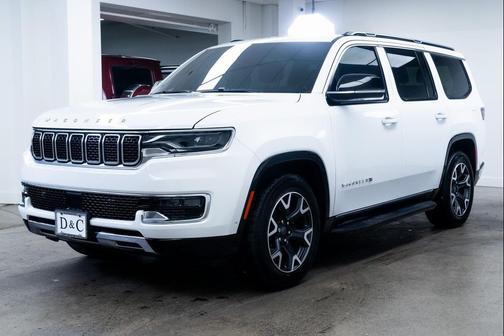 2023 Jeep Wagoneer Series III 4x4