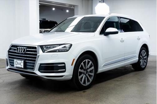 2019 Audi Q7 55 Premium Plus
