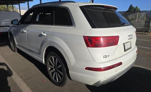 2019 Audi Q7 55 Premium Plus