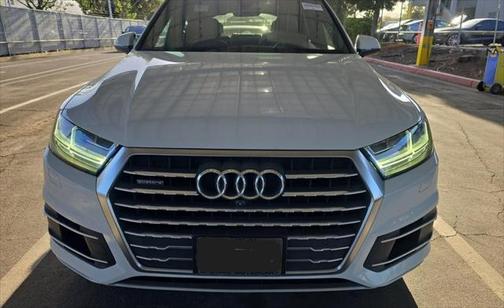 2019 Audi Q7 55 Premium Plus