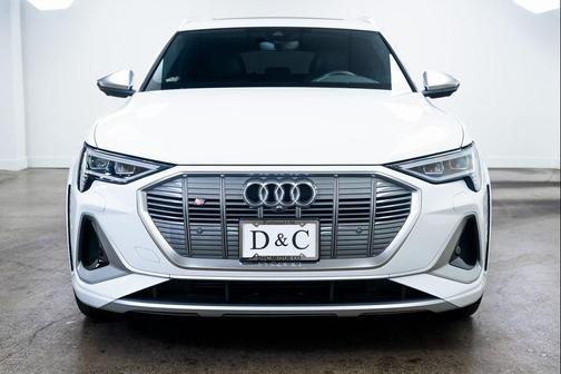 2023 Audi e-tron S Premium Plus quattro