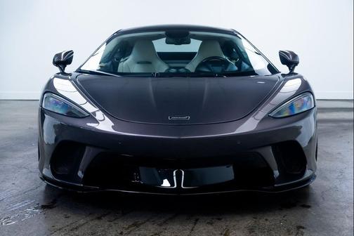 2020 McLaren GT Base