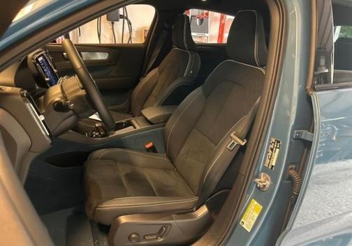 2023 Volvo C40 Recharge Pure Electric Twin Plus