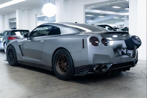2012 Nissan GT-R Premium