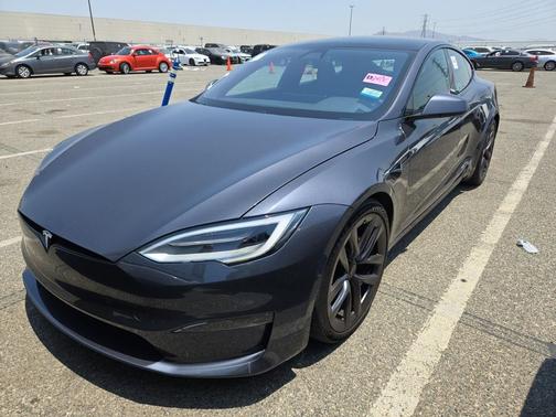 2021 Tesla Model S Plaid