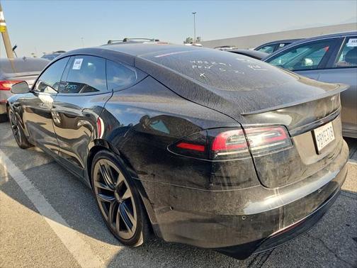2022 Tesla Model S Plaid