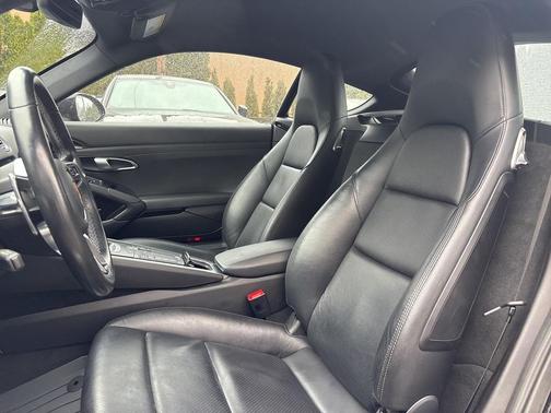 2018 Porsche 718 Cayman T
