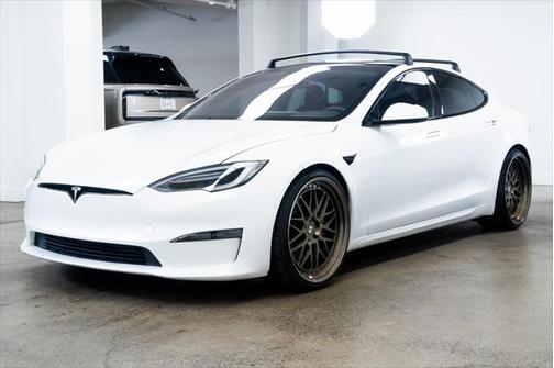 2021 Tesla Model S Plaid