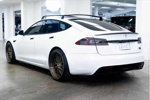 2021 Tesla Model S Plaid