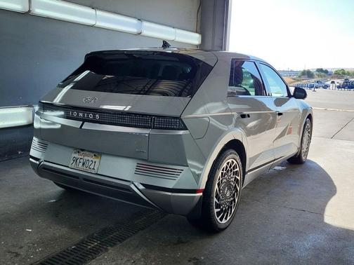 2024 Hyundai IONIQ 5 Limited