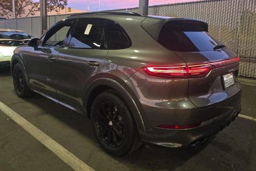 2019 Porsche Cayenne S