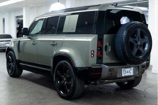 2022 Land Rover Defender 110 X-Dynamic SE