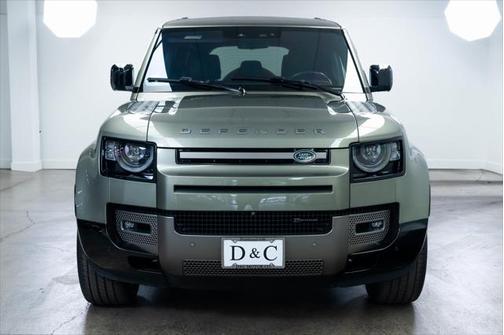 2022 Land Rover Defender 110 X-Dynamic SE