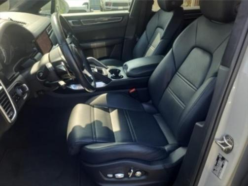 2021 Porsche Cayenne Turbo