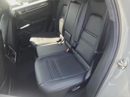 2021 Porsche Cayenne Turbo