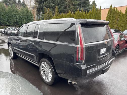 2019 Cadillac Escalade ESV Platinum