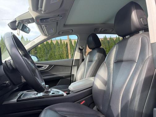 2018 Audi Q7 2.0T Premium Plus