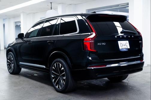 2025 Volvo XC90 B6 Ultra