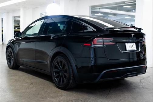 2022 Tesla Model X Plaid Tri Motor All-Wheel Drive