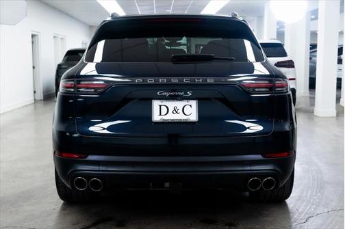2022 Porsche Cayenne S