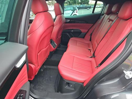 Gray 2023 Maserati Grecale Modena