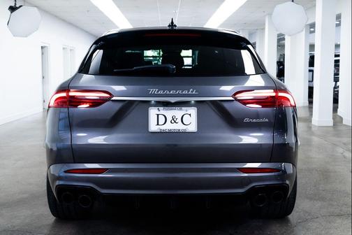 Gray 2023 Maserati Grecale Modena