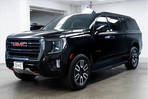 2023 GMC Yukon XL 4WD AT4