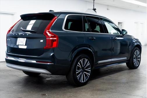 2022 Volvo XC90 Recharge Plug-In Hybrid T8 Inscription Expression 6 Passenger