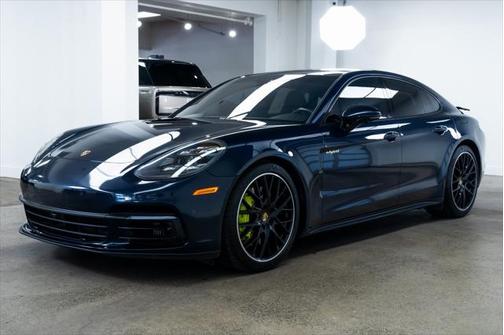 2018 Porsche Panamera E-Hybrid 4