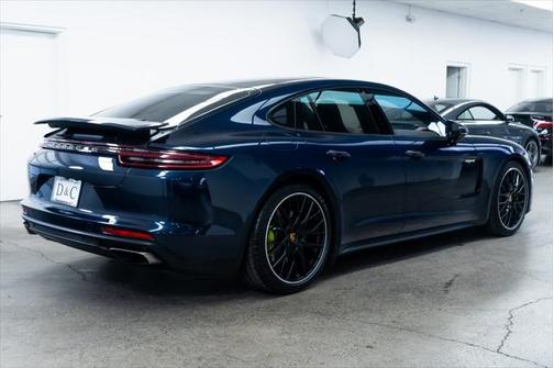 2018 Porsche Panamera E-Hybrid 4