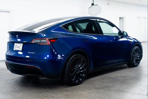 2022 Tesla Model Y Performance Dual Motor All-Wheel Drive