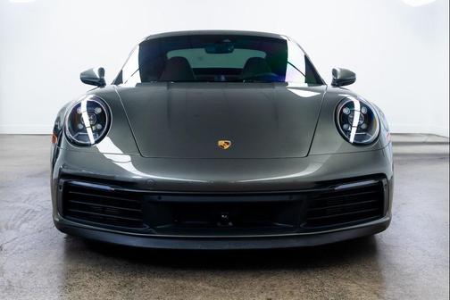 2020 Porsche 911 Carrera 4S