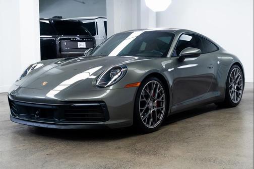 2020 Porsche 911 Carrera 4S