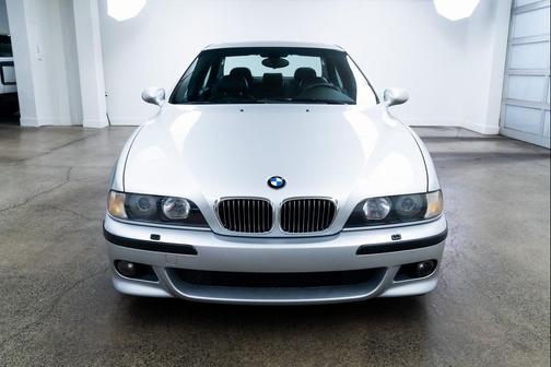 2000 BMW M5 Base
