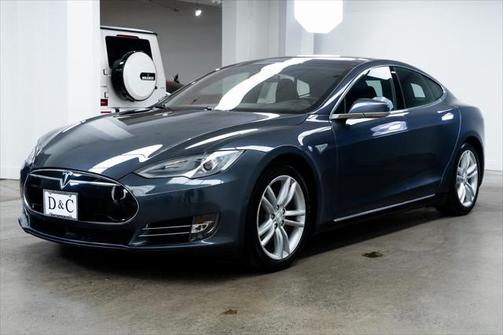 2015 Tesla Model S 85D