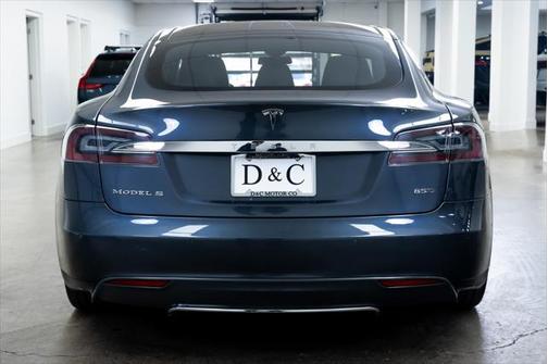 2015 Tesla Model S 85D