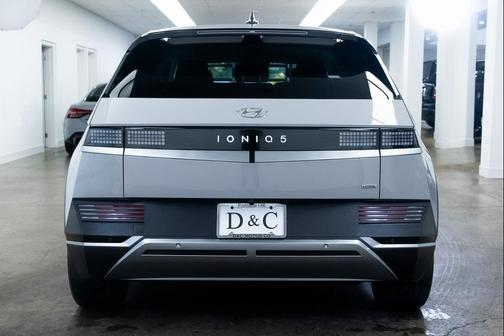 2023 Hyundai IONIQ 5 SE