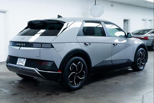 2023 Hyundai IONIQ 5 SE