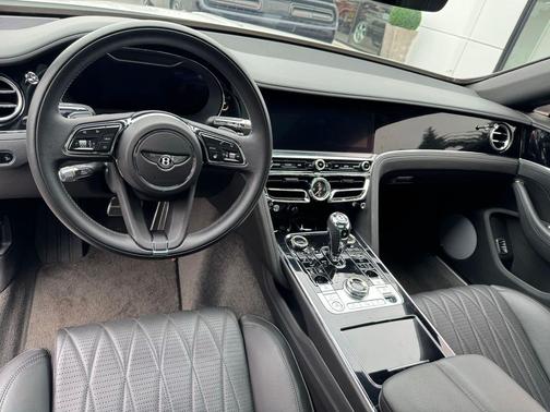 2021 Bentley Flying Spur V8
