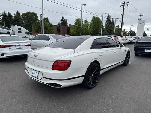 2021 Bentley Flying Spur V8