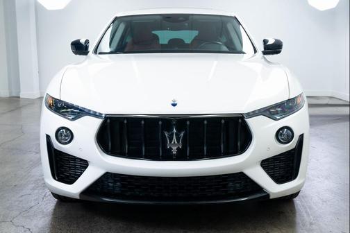 2022 Maserati Levante Modena