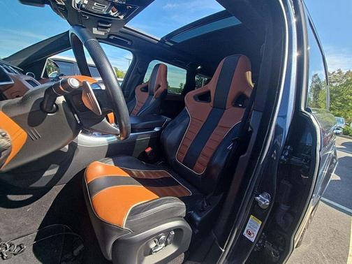 2017 Land Rover Range Rover Sport 5.0L Supercharged SVR