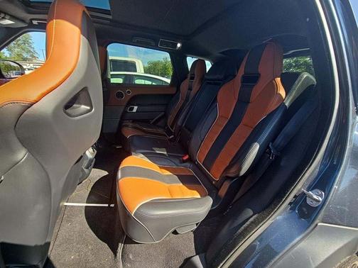 2017 Land Rover Range Rover Sport 5.0L Supercharged SVR