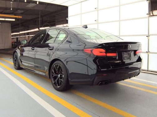 2022 BMW M550 i Xdrive