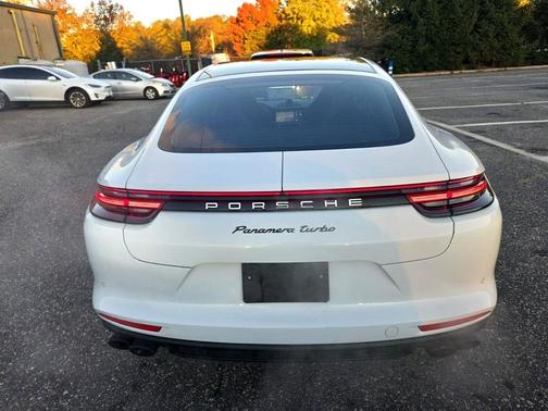 2019 Porsche Panamera Turbo