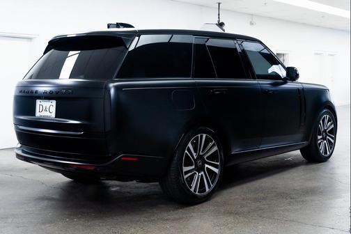 2023 Land Rover Range Rover P530 SE